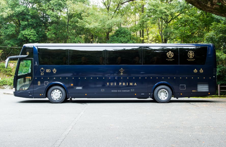 山陽レザーを使用している「神姫バス株式会社」観光バス”ゆいPRIMA”の画像